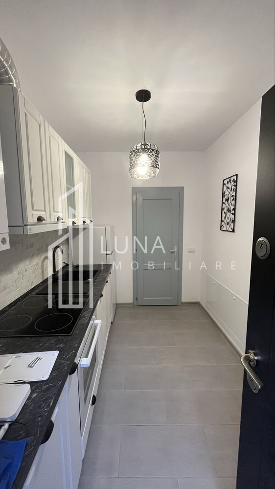 Piața Sfatului – apartament elegant, complet renovat și utilat - Poză 6