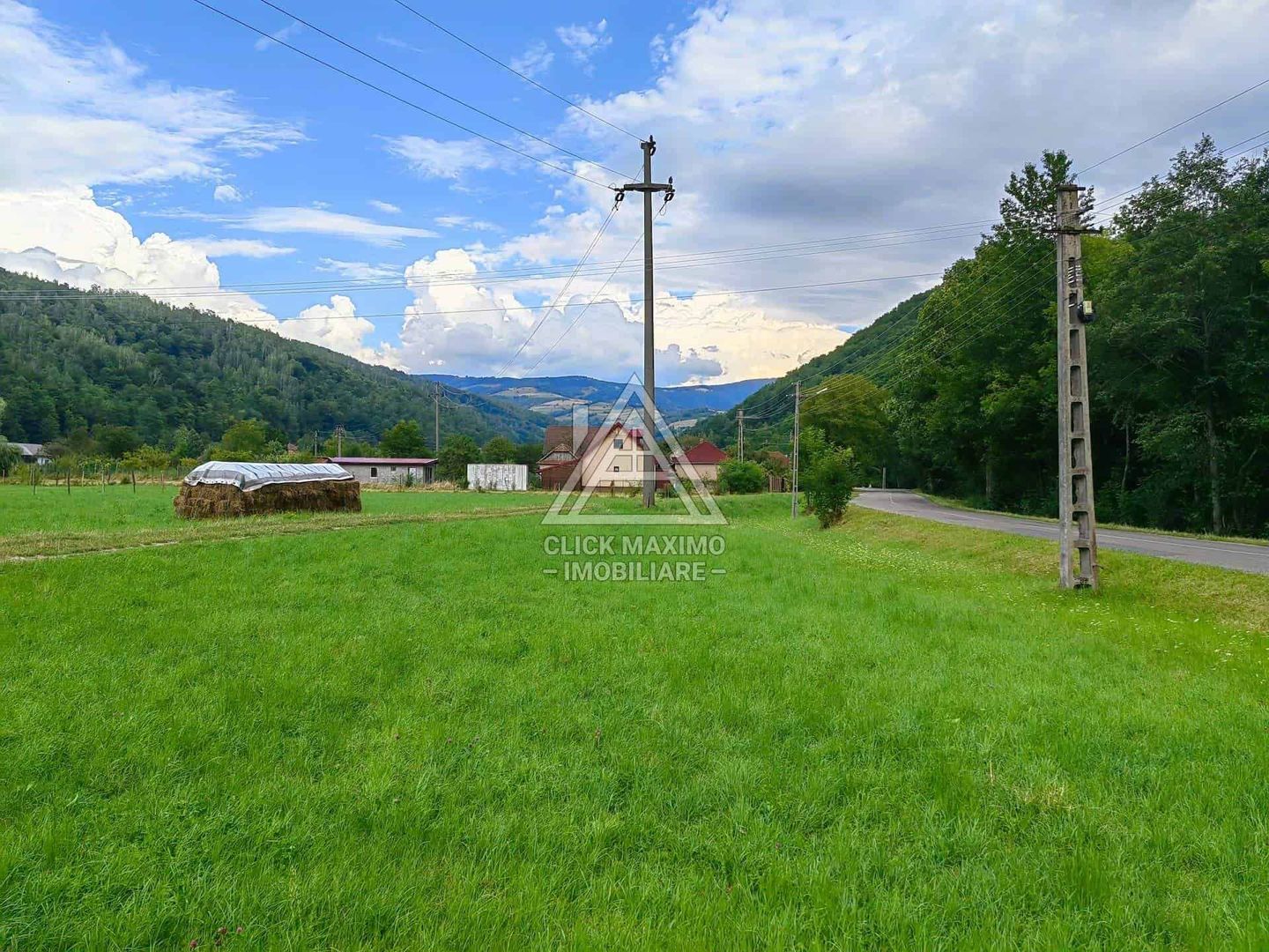 Casa,anexe si14.328 mp teren partial intravilan, com. Bulz, jud. Bihor - Poză 9