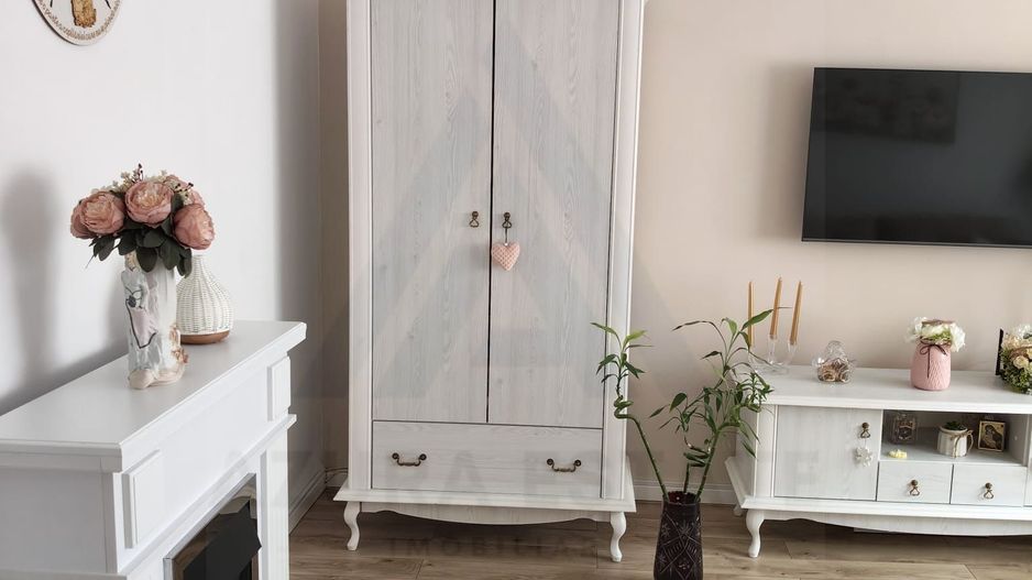 Apartament ultrafinisat 60 mp utili cu bucatarie inchisa zona Terezian - Poză 10