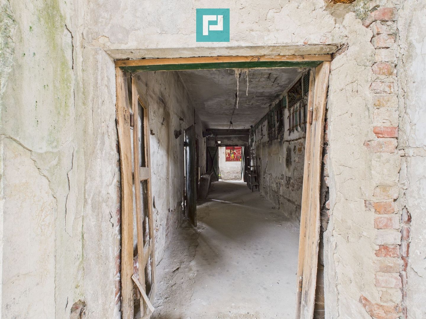 Hală de depozitare 200 mp în Periam - Poză 3