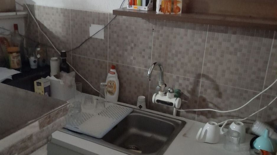 Vand casa cu grajd si teren in Satu Mare Com Craidorolot Jud Satu Mare 2 - Poză 2