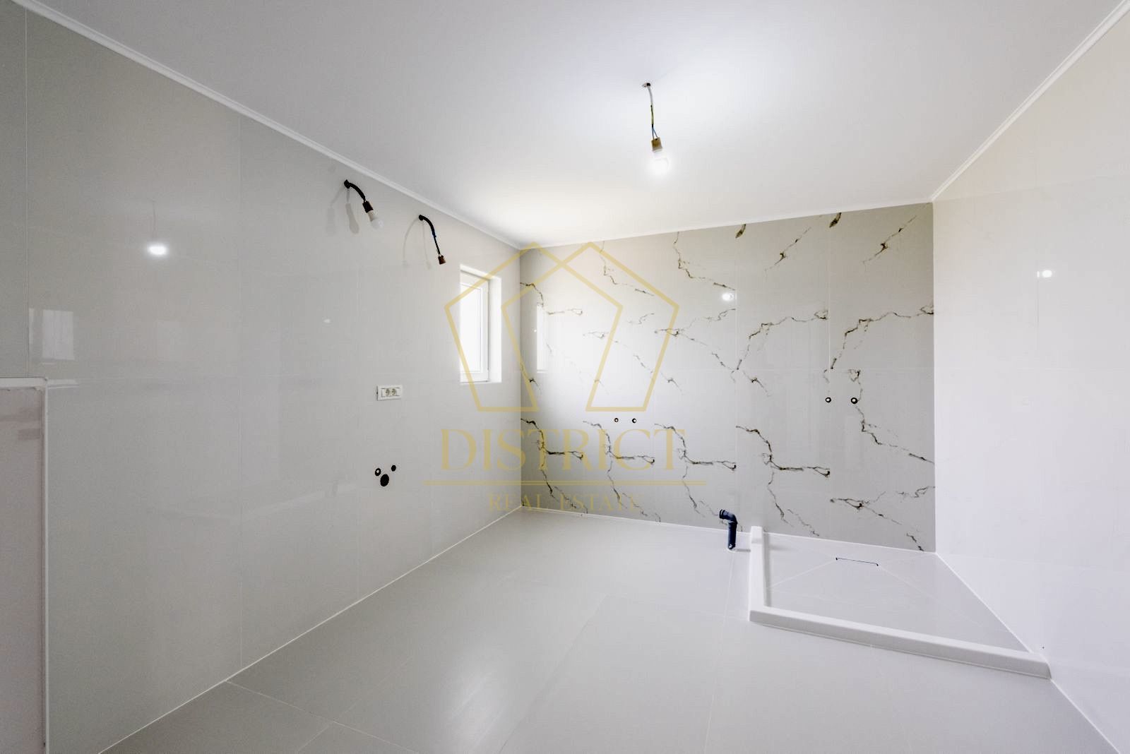 Vila cu 6 camere eficienta energetic 265 mp utili | Sacalaz | E-V - Poză 12