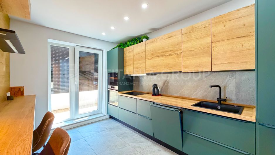 Penthouse cu 4 camere, terasă de 57 mp, priveliște - Kasper Coresi - Poză 4