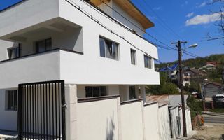 Imobiliare, Vând Apartament Iași 4 camere in vila noua, aproape de UMF - Poză 1