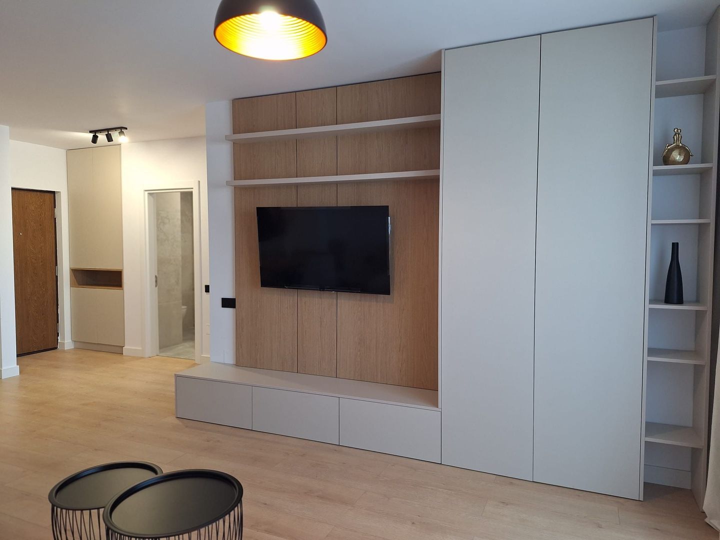 Apartament 2 camere I Ansamblul Eroilor I Floresti - Poză 3