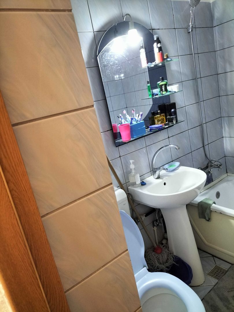 BRASADAS vinde ap 2 cam etaj 4/4 Micro 14. - Poză 3