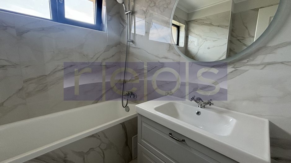 VANZARE VILA SUPERBA IN OTOPENI | 5 CAMERE | TEREN 325 MP - Poză 16