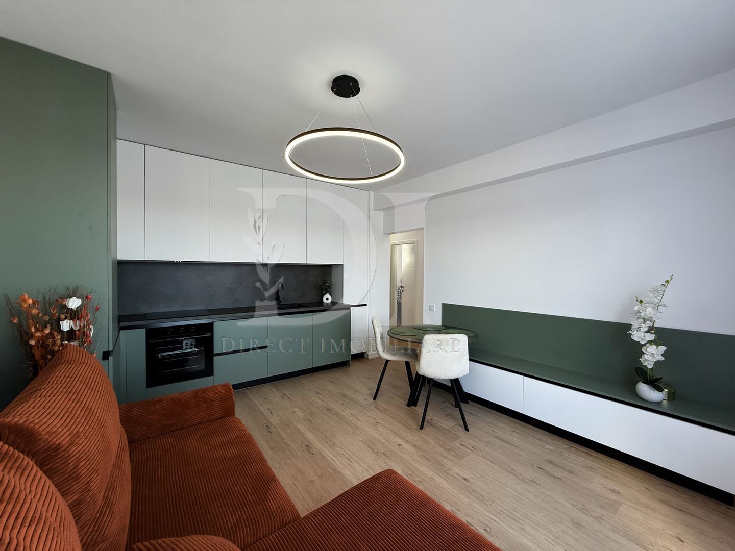 Apartament la cheie / doua camere / Zona Terra - Poză 1