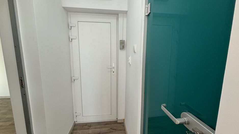 Renovat in zona Sagului - Poză 11