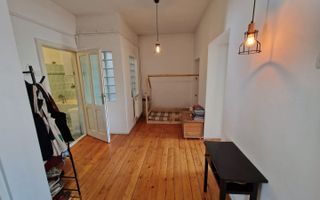 Apartament decomandat cu 2 camere la casa in Bulgaria - Poză 5