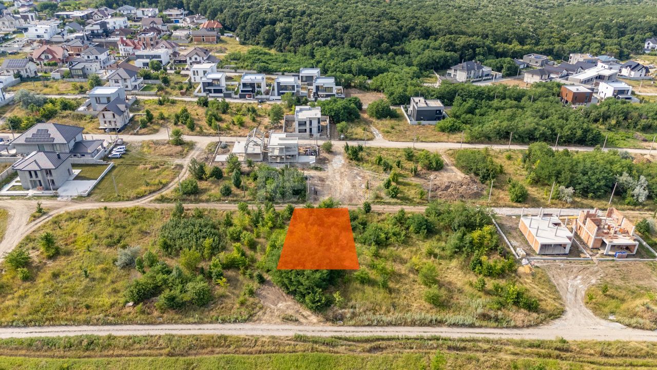 Teren pentru Construcție – 4,35 Ari în Poiana Domnească | Zonă Premium, Locație de Excepție - Poză 2