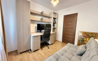 Duplex cu 4 camere si dressing mobilat in Giroc zona Planetelor la asfalt. - Poză 21