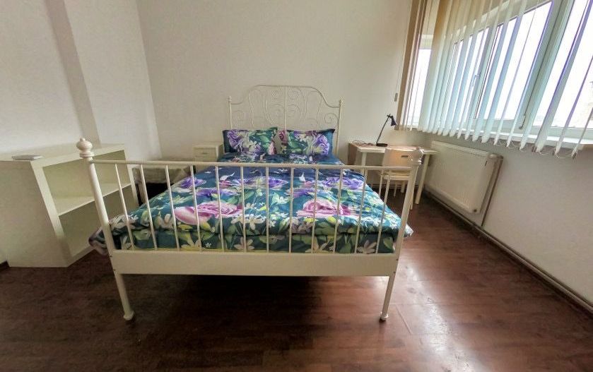 Apartament compact cu doua camere, zona Mosilor- bulevardul Carol - Poză 2