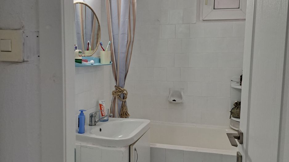 Apartament 2 camere dec,Micro 19,mobilat,utilat - Poză 6