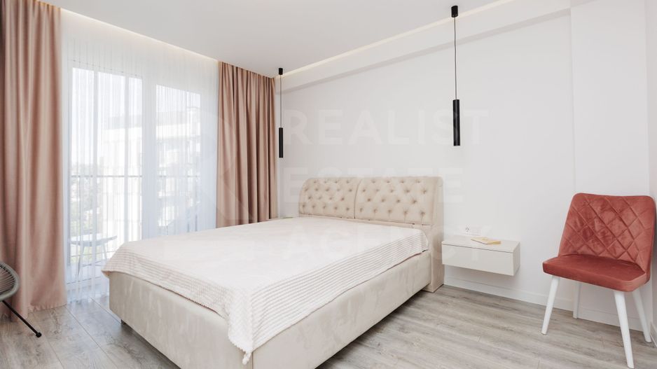 Chirie, apartament,  2 camere, str. Pantelimon Halippa, Centru - Poză 1