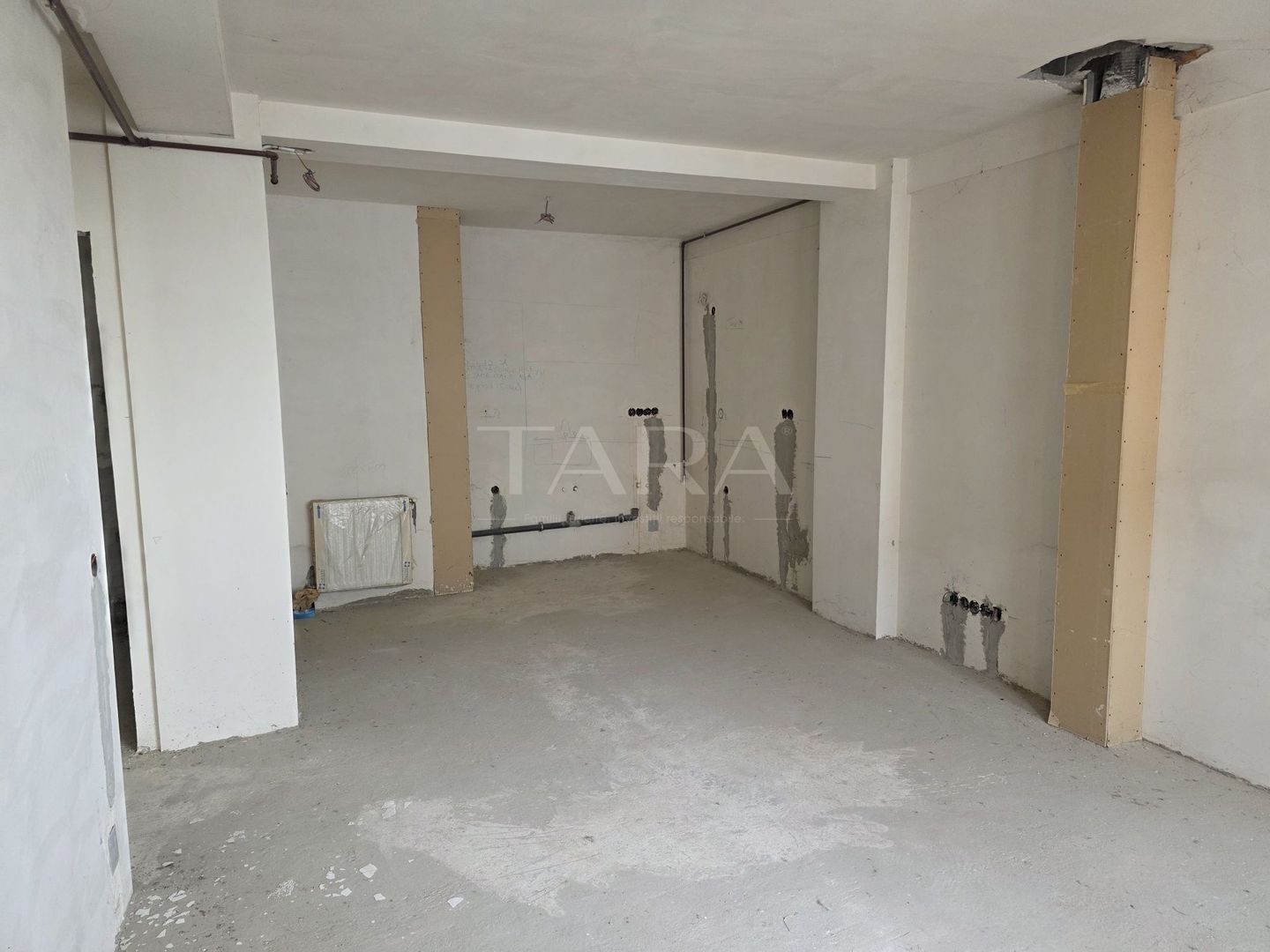 Apartament 2 camere, Florești – balcon și garaj subteran! - Poză 1