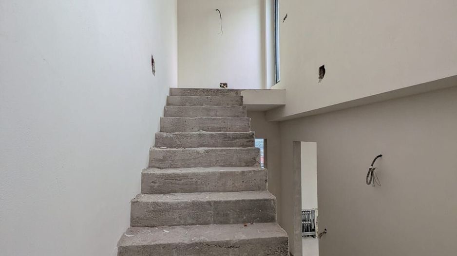 Duplex semifinisat, zona Vivo - Poză 5