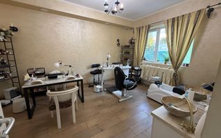 Casa / Spatiu comercial Central str. Nanterre - Poză 2