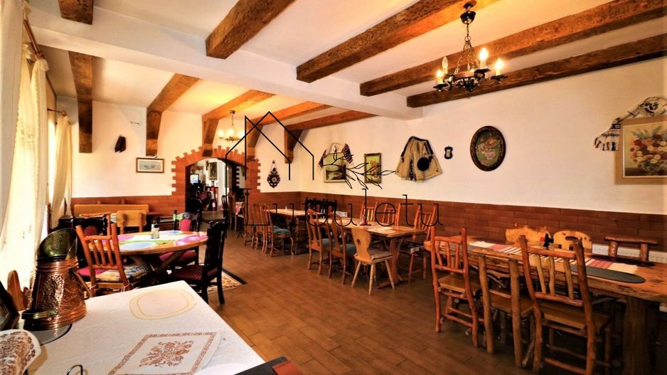 Pensiune de vânzare | 400 MPU | 10 Camere | Rasinari - Curmatura - Poză 11