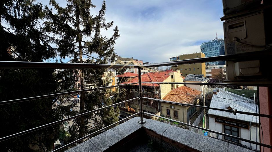 Apartament Elegant de Închiriat – 5 Camere/ 3 Băi, *Arcul de Triumf* - Poză 65