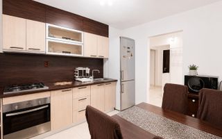 Apartament cu 3 camere | Spitalul Judetean - Poză 10