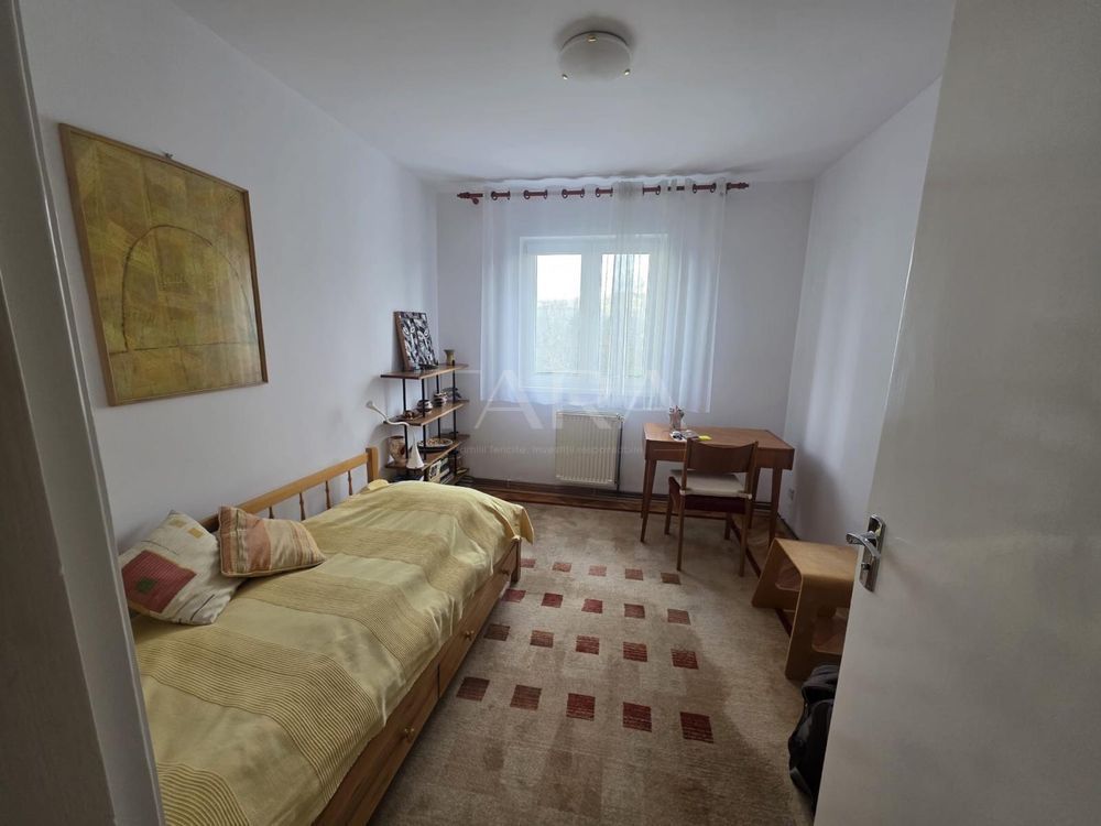 Apartament spațios de vânzare, 80 mp, zona Mănăştur. - Poză 3