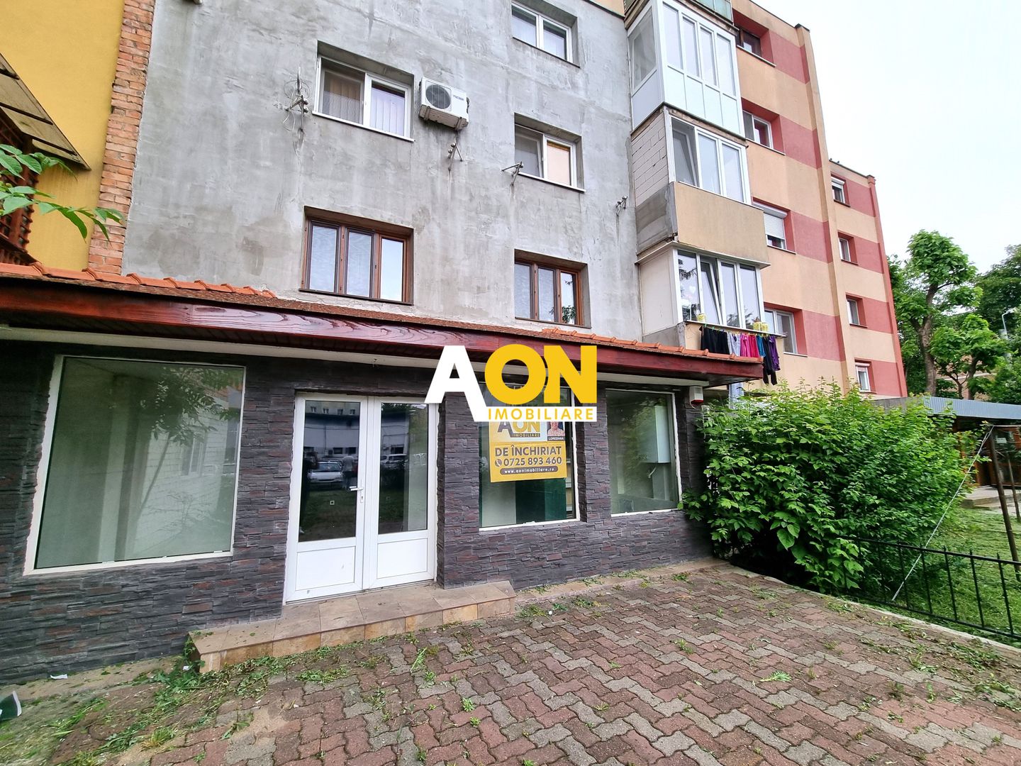 Spatiu comercial de inchiriat zona Bulevard - Poză 1