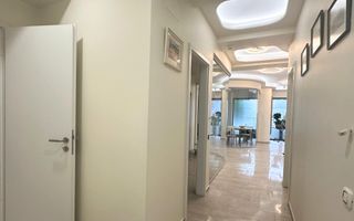 De vânzare Centru Medical Multifuncțional 196 mp zona Coresi - Poză 9