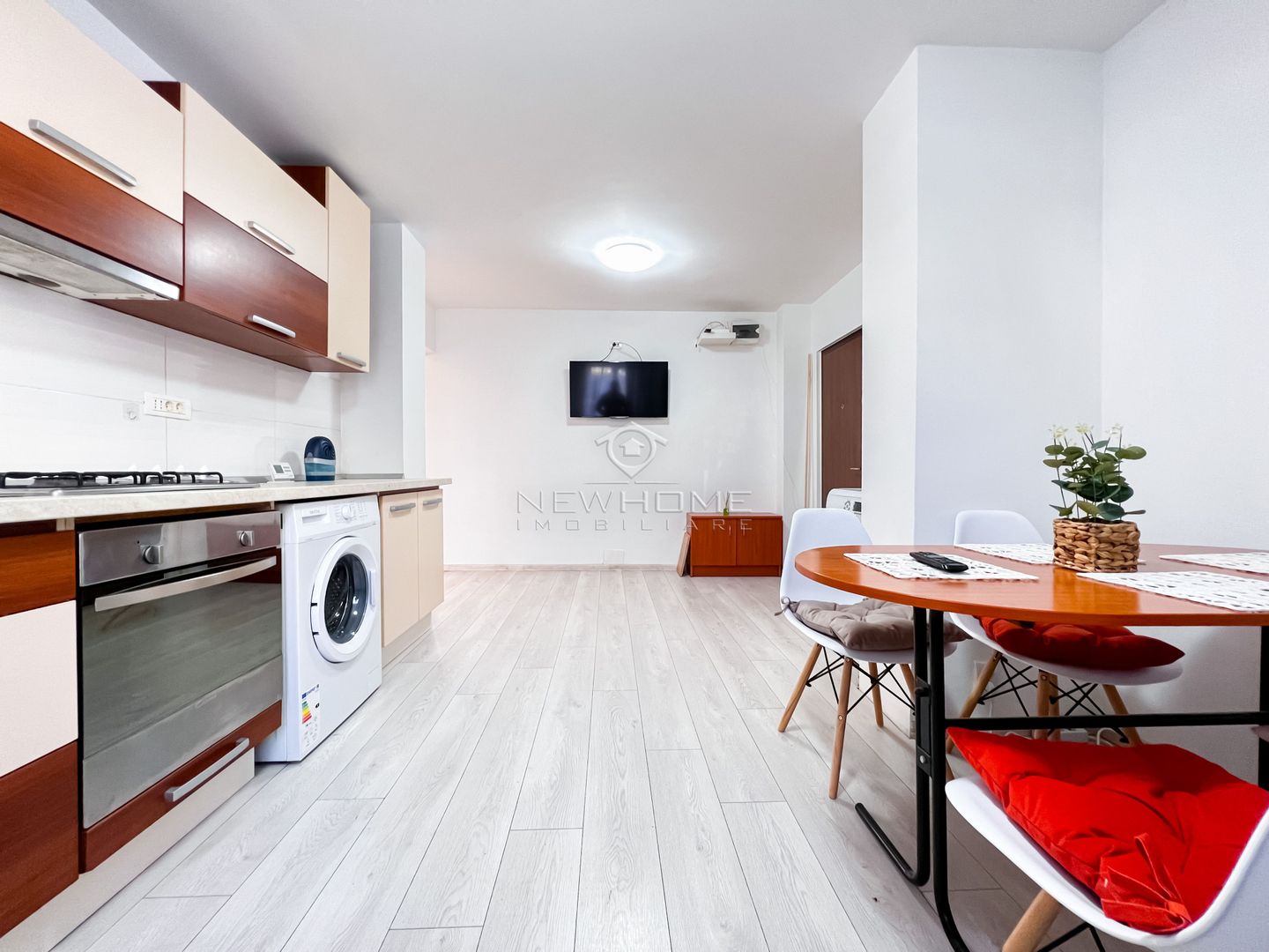 Apartament 2 camere decomandat, zona Iulius Mall - Poză 4