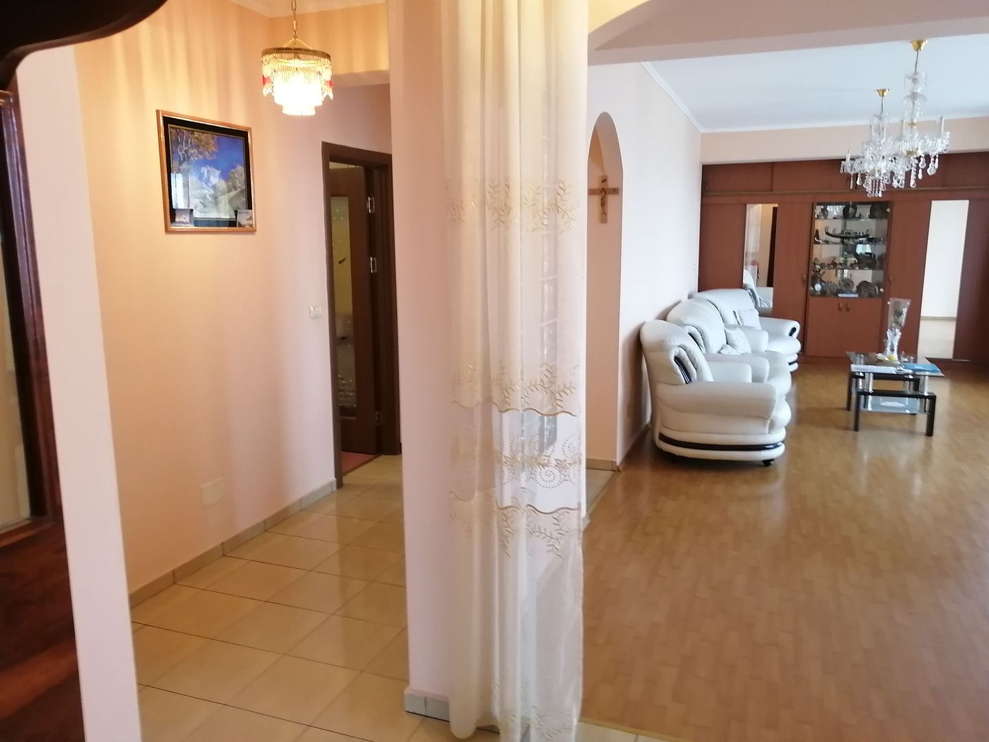 3 camere, structura mare, curte si garaj - Poză 13