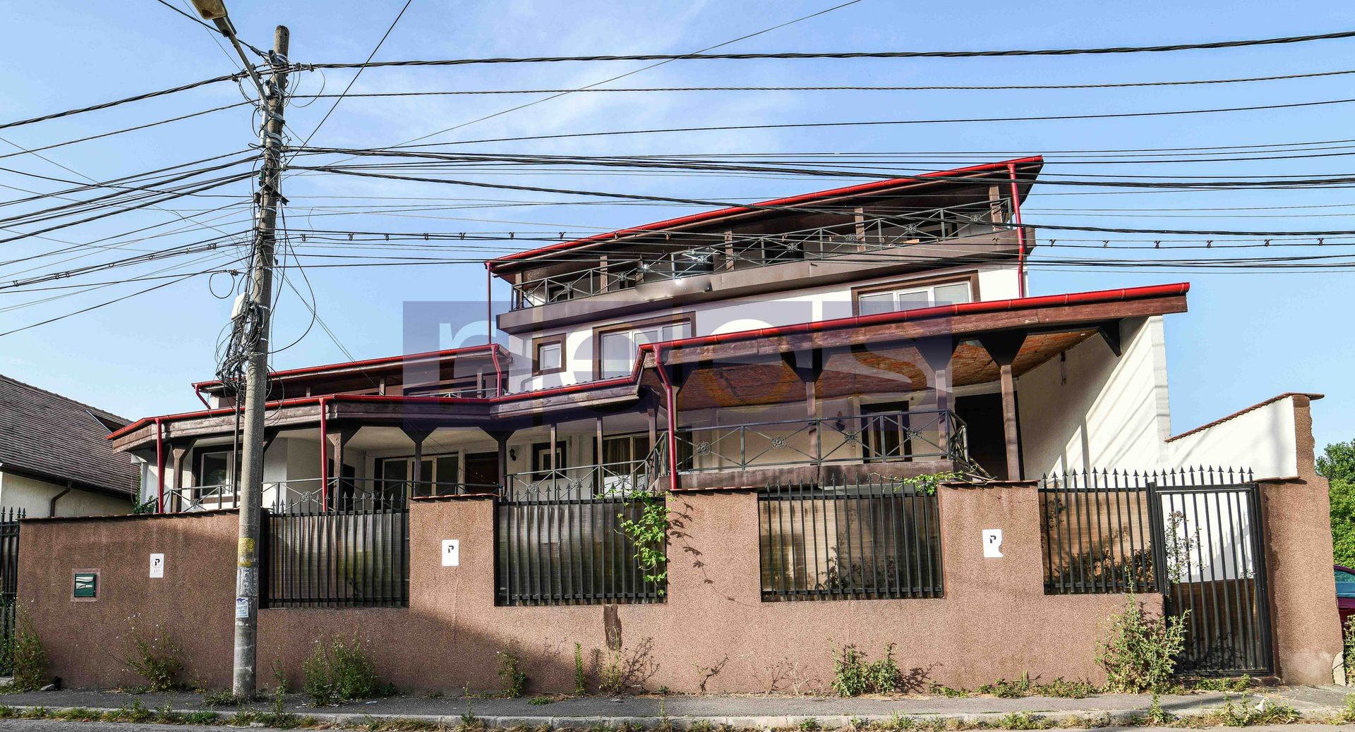 VÂNZARE | CASA 6 APARTAMENTE+3 GARSONIERE | ZONA VITAN - Poză 1