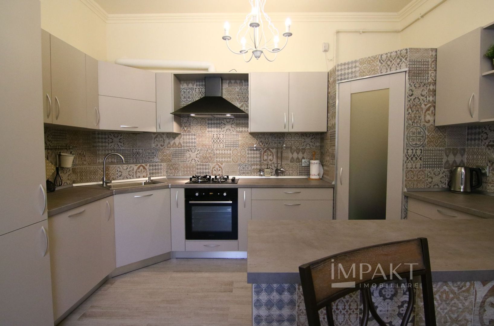 Apartament 4 camere, lux, zona Centrala! - Poză 12