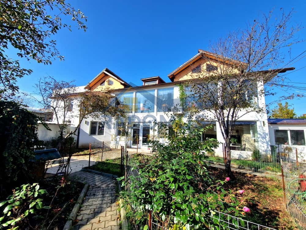 Casă cu piscină la preț de apartament - Ploiești - Teren 621 Mp - Poză 1