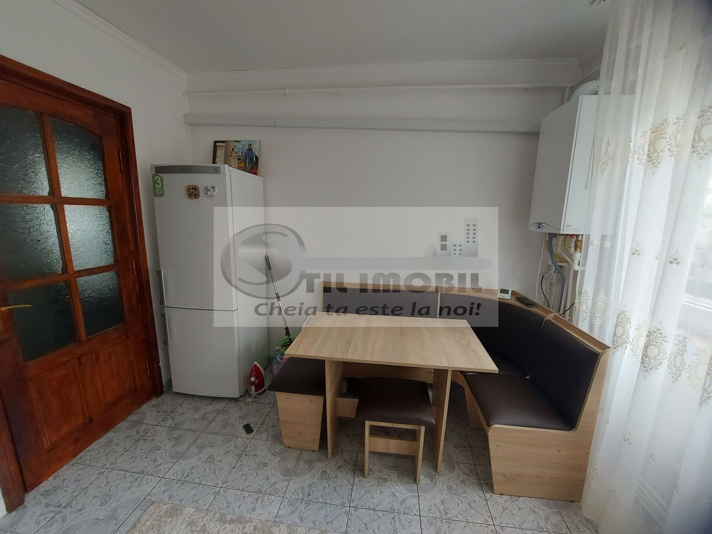 Apartament in Nicolina / Kaufland - etaj 1 - Mobilat - 59.900 euro ! - Poză 3