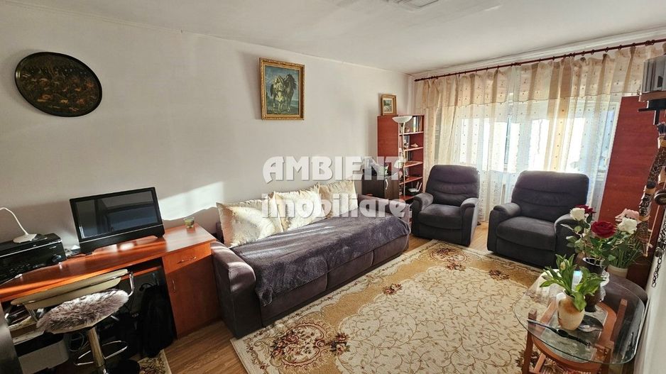 Apartament cu 2 camere, etaj 2, zona TRAIAN; - Poză 3