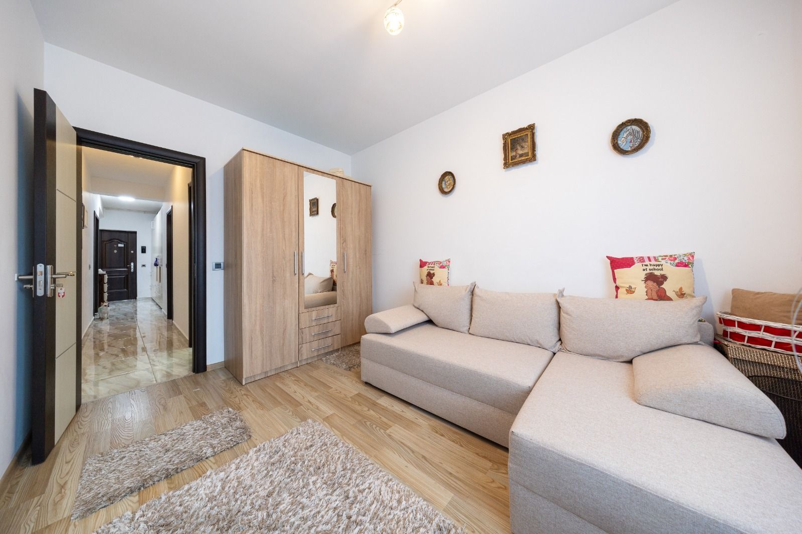Isaran Coresi-Apartament 3 camere 82 mp loc de parcare si boxa - Poză 17