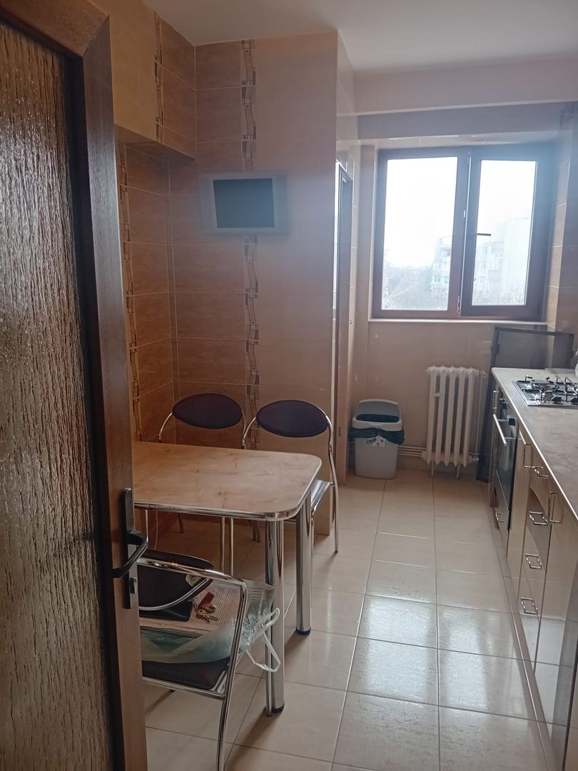 Apartament 3 camere dec,Micro 21,et 3,2 bai,2 balcoane - Poză 5