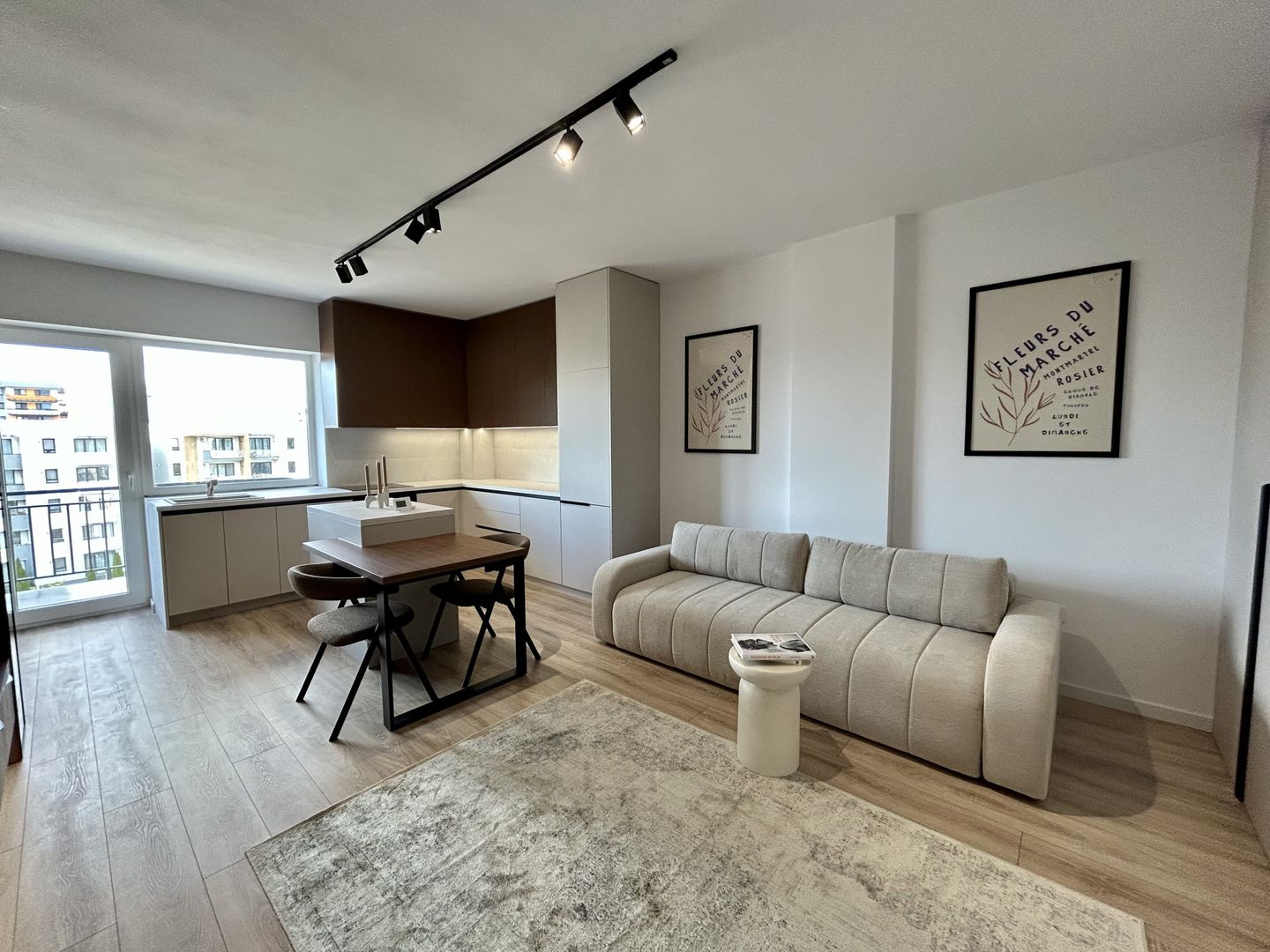 Apartament 2 camere zona Tractorul | Mobilat lux | Constructie 2025 - Poză 1