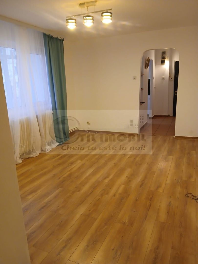 Ap 3 cam, Tătărași , 67 mp, renovat,  etaj 2/4 – 125.000 € - Poză 2