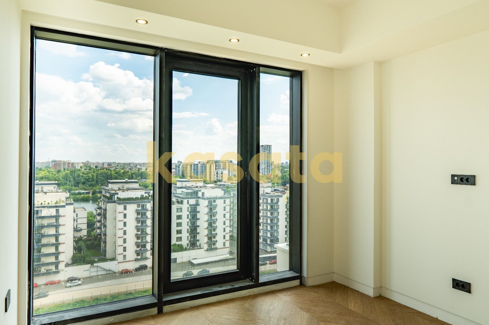 Apartament 2 camere LUX | Parcare | BHB | 249 000 + TVA - Poză 4