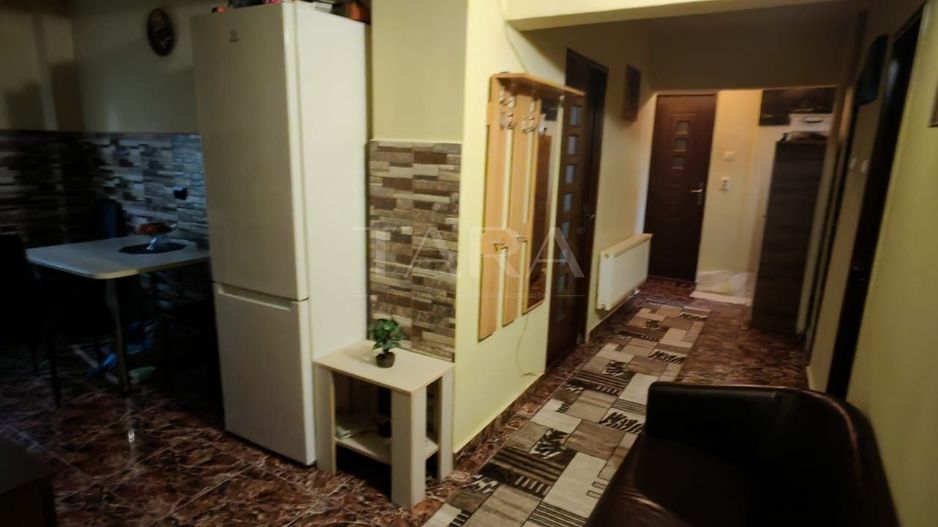 Apartament 3 camere de vânzare, 68 mp. Locație ideală pentru familie. - Poză 1