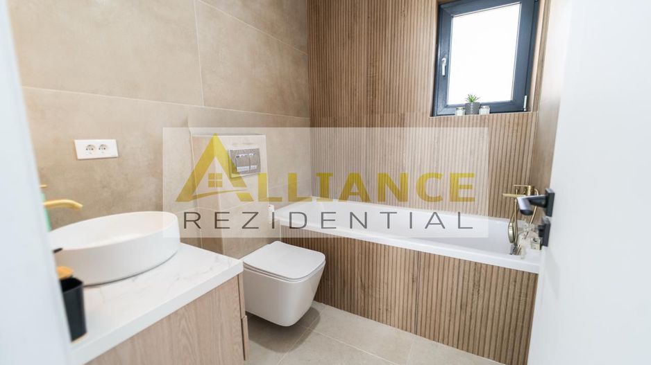 CASA DE VANZARE IN COMUNA BERCENI – 5 CAMERE, PISCINA INCALZITA - Poză 19