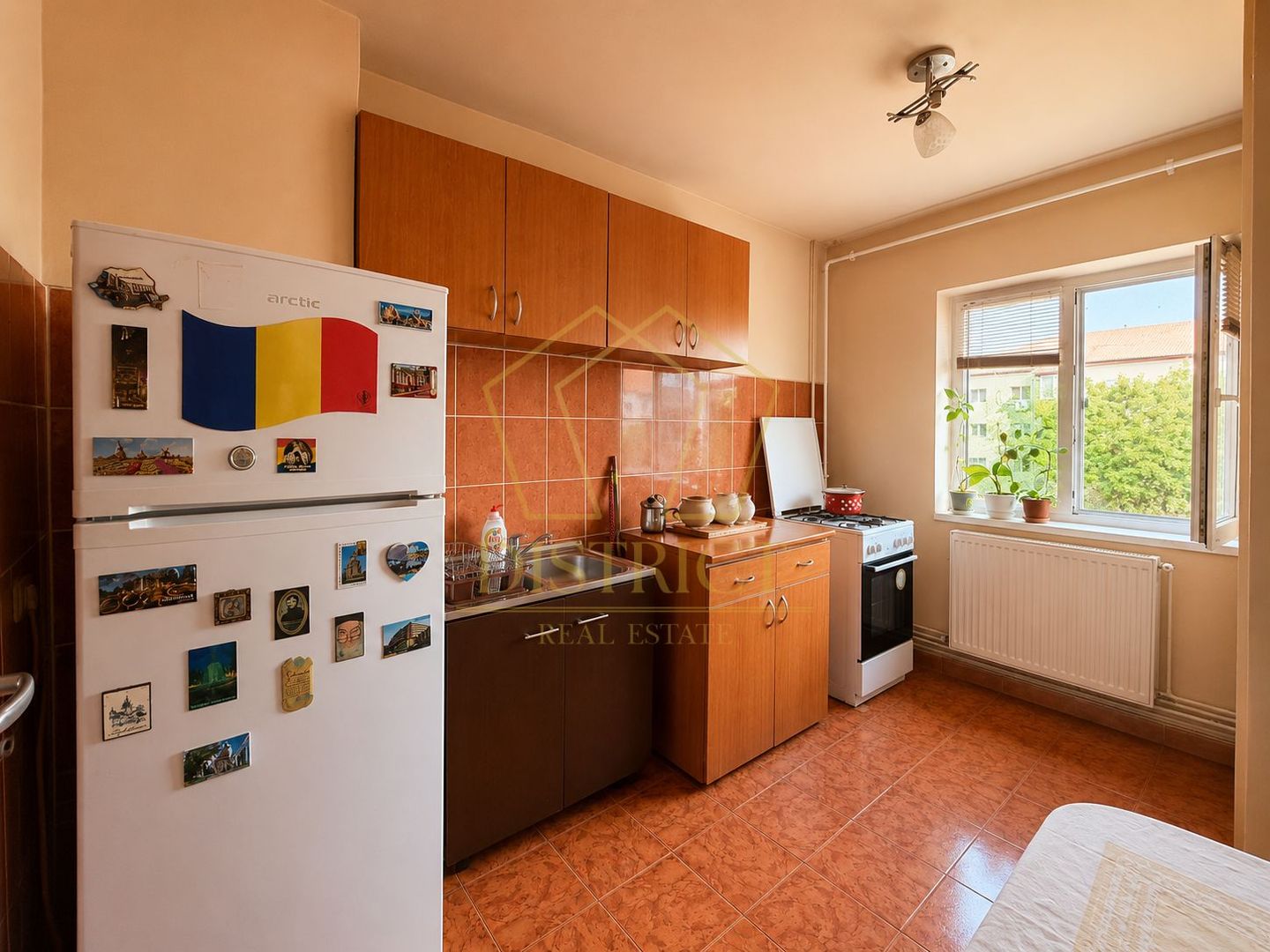 Apartament decomandat cu 3 camere | Aradului - Poză 7