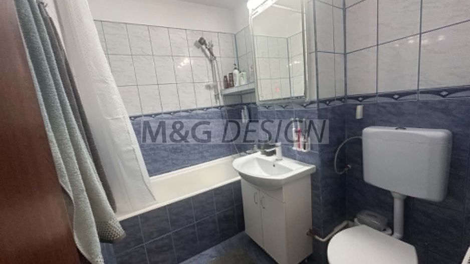 3 cam decomandat, 2 bai , 2  balcoane Sagului-Dambovita - Poză 5