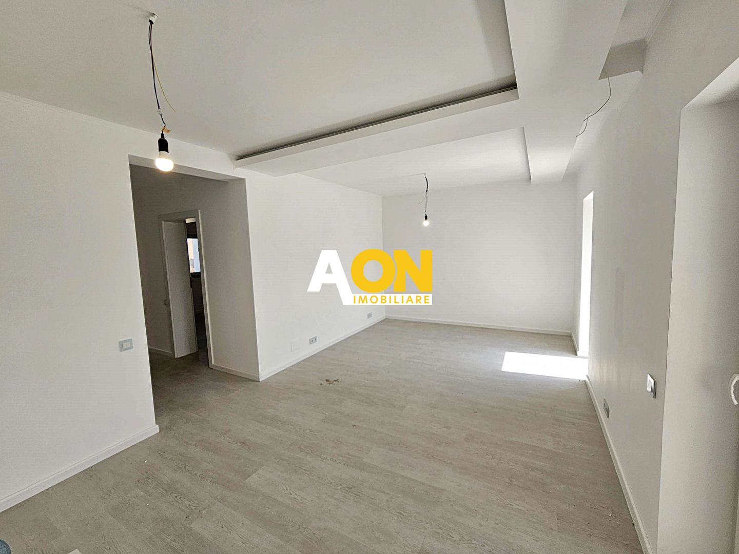 Duplex cu predare la cheie, 4 camere, piscina, 228 mp teren, Cetate - Poză 8