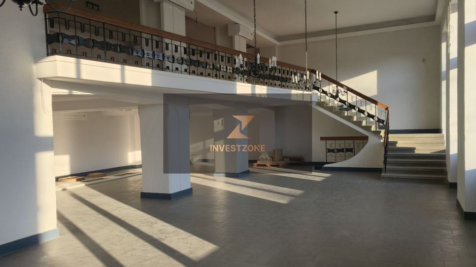 Spatiu comercial 400mp in zona 0-Oradea - Poză 6