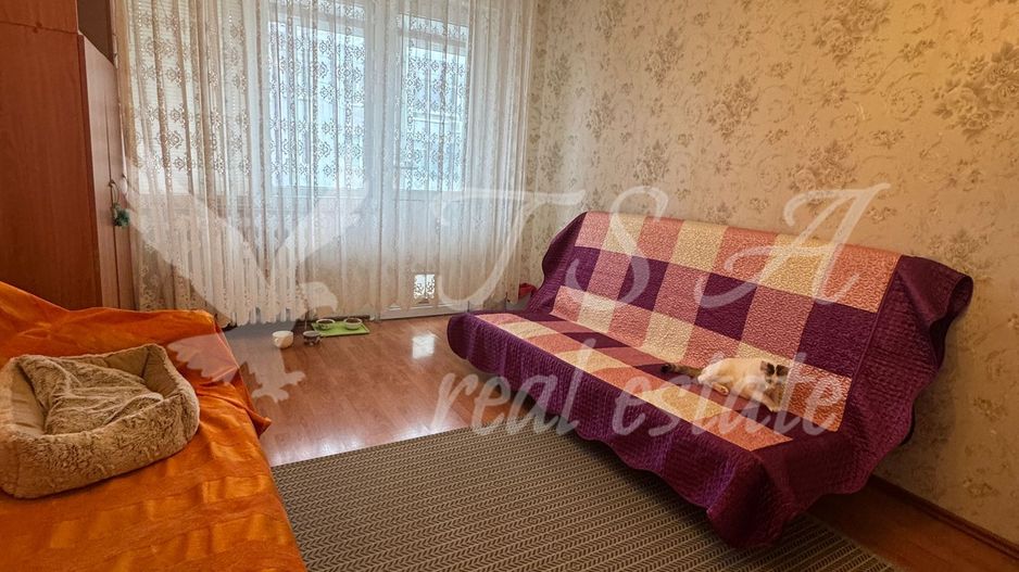 Apartament 3 camere, decomandat, zona Rahova - Poză 3