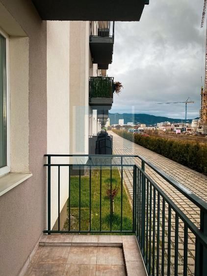Apartament 3 camere , 2 bai, mobilat/utilat - zona Tractorul - Poză 10