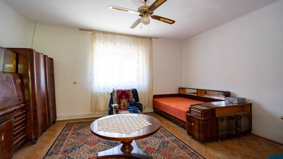 Casa cu 620 mp de teren in Rogerius - Poză 6