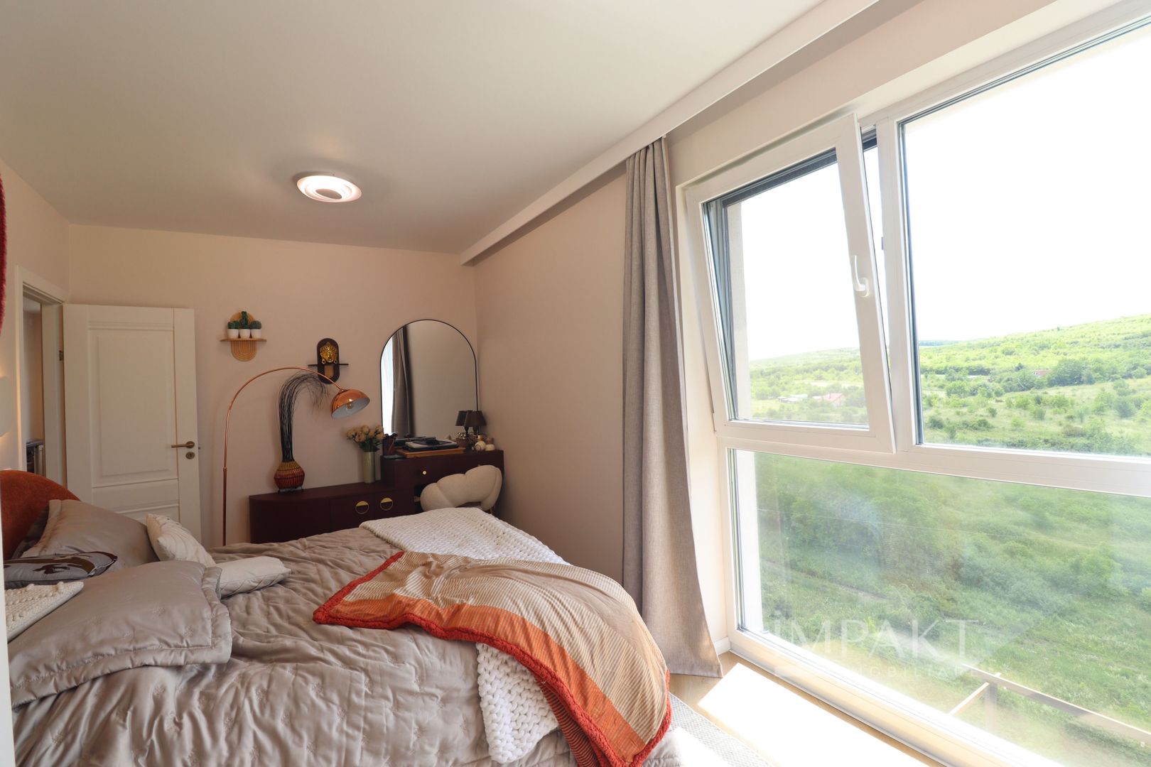 Apartement 2 camere si terasa de  24 mp, zona Soporului! - Poză 6